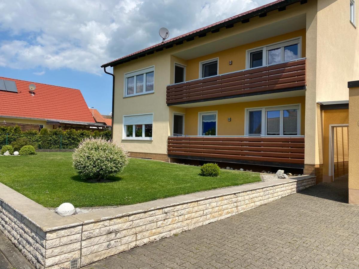 Tolle Ferienwohnung In Loeffelsterz Schonungen Exterior photo