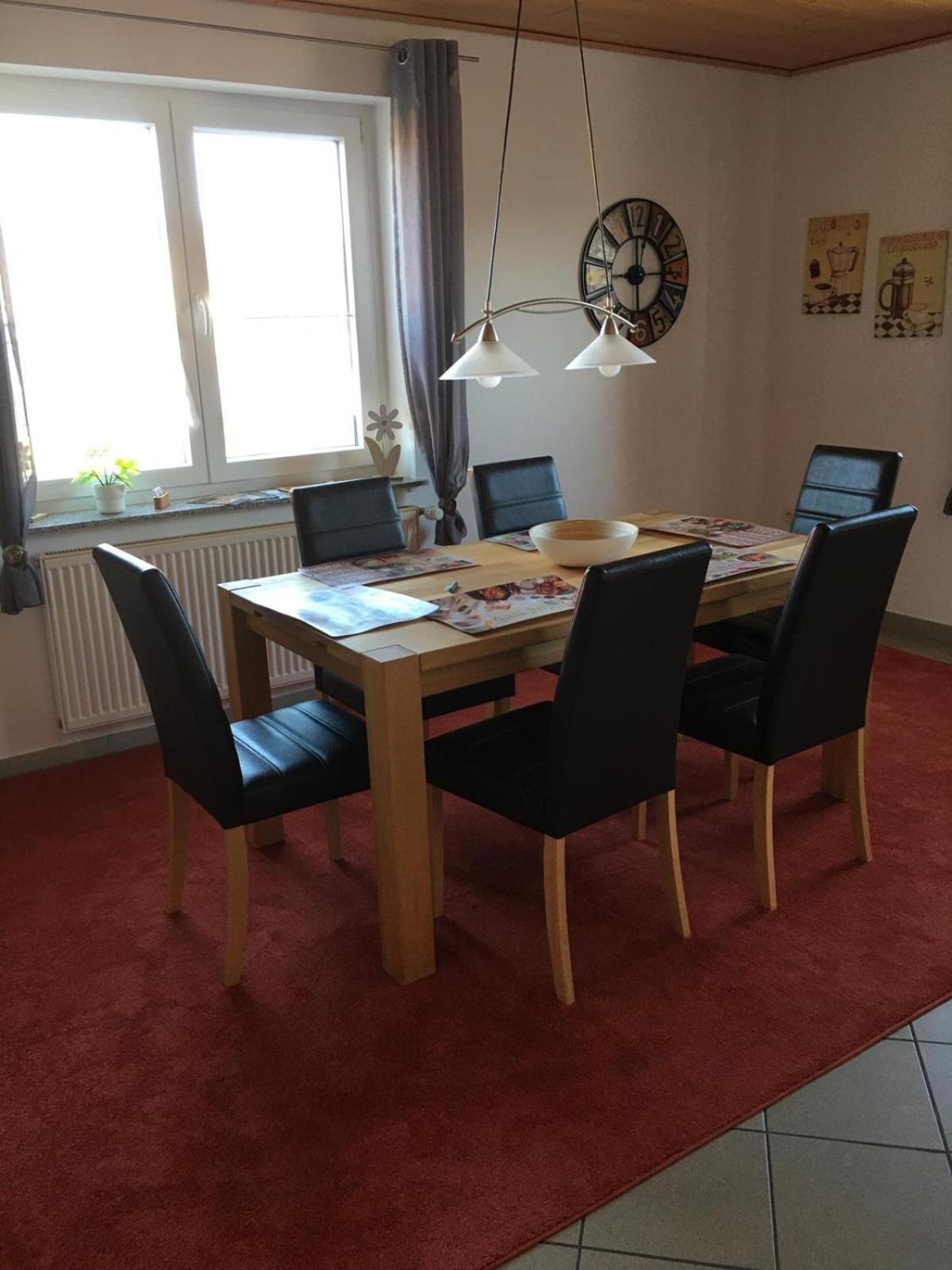 Tolle Ferienwohnung In Loeffelsterz Schonungen Exterior photo